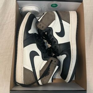 Nike Jordan 1 Mochas